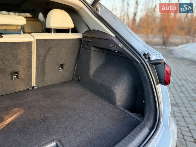 Позашляховик / Кросовер Audi Q3 2020 в Тернополі