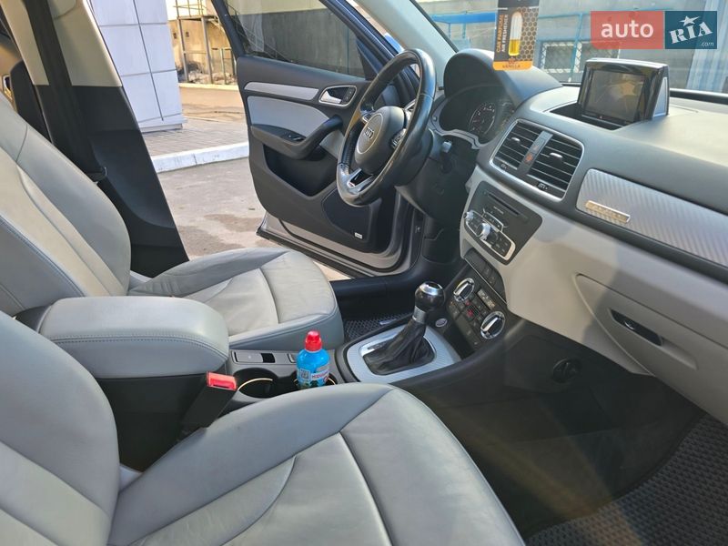 Позашляховик / Кросовер Audi Q3 2015 в Києві