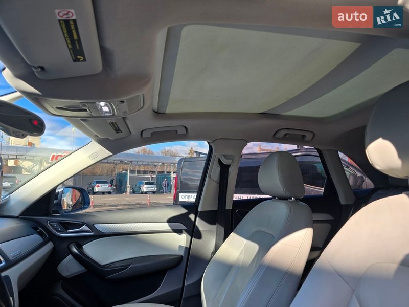 Позашляховик / Кросовер Audi Q3 2015 в Києві