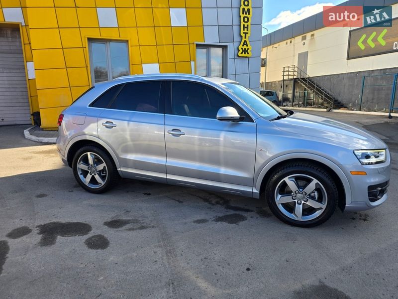 Позашляховик / Кросовер Audi Q3 2015 в Києві