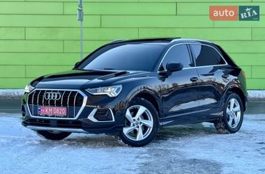 Позашляховик / Кросовер Audi Q3 2020 в Києві