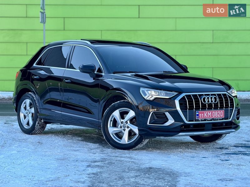 Внедорожник / Кроссовер Audi Q3 2020 в Киеве