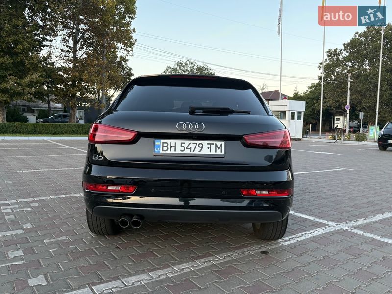 Внедорожник / Кроссовер Audi Q3 2017 в Одессе