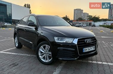 Внедорожник / Кроссовер Audi Q3 2017 в Одессе