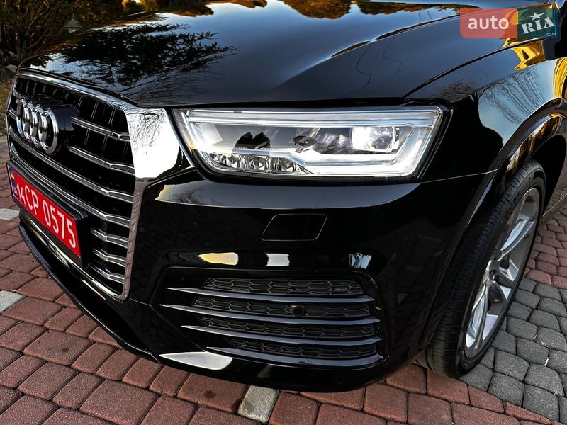 Внедорожник / Кроссовер Audi Q3 2017 в Хусте