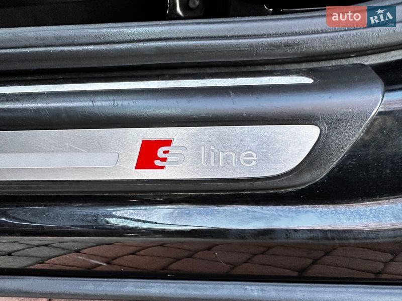 Внедорожник / Кроссовер Audi Q3 2017 в Хусте