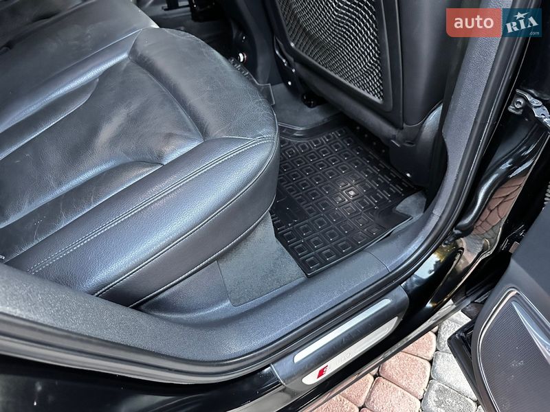 Внедорожник / Кроссовер Audi Q3 2017 в Хусте