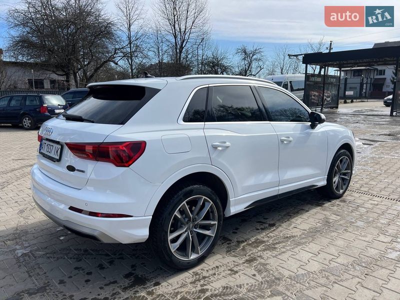 Внедорожник / Кроссовер Audi Q3 2020 в Ивано-Франковске