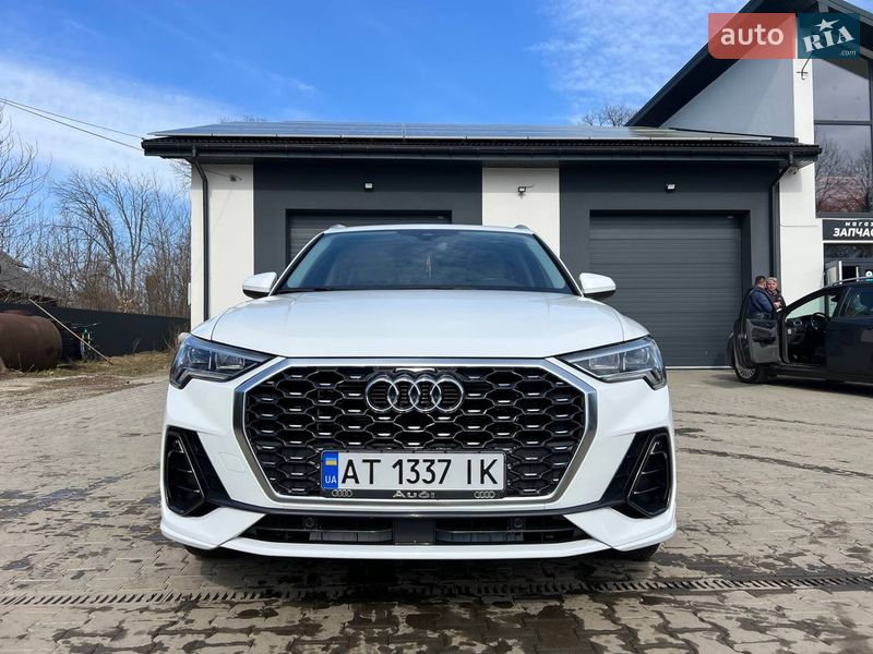 Внедорожник / Кроссовер Audi Q3 2020 в Ивано-Франковске