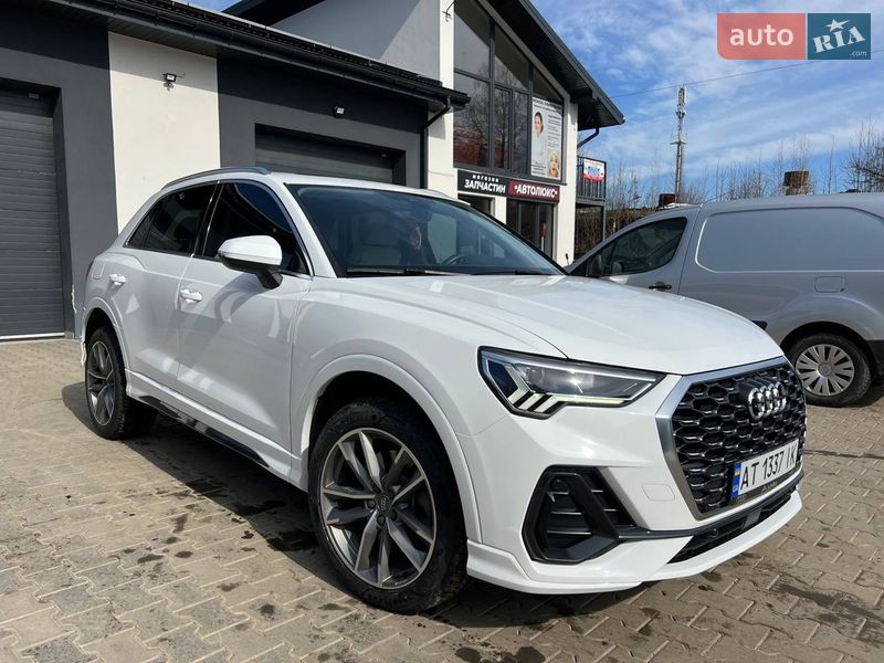 Внедорожник / Кроссовер Audi Q3 2020 в Ивано-Франковске
