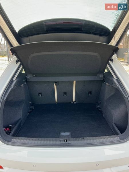 Внедорожник / Кроссовер Audi Q3 2020 в Ивано-Франковске