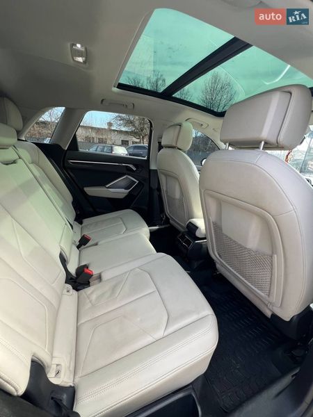 Внедорожник / Кроссовер Audi Q3 2020 в Ивано-Франковске