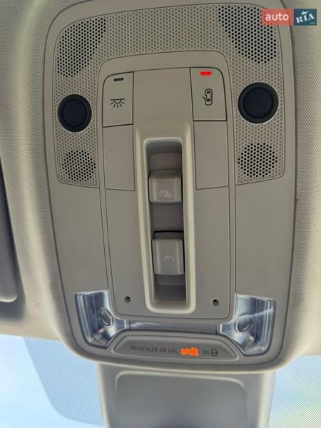Позашляховик / Кросовер Audi Q3 2020 в Львові фото 15 Позашляховик / Кросовер Audi Q3 2020 в Львові