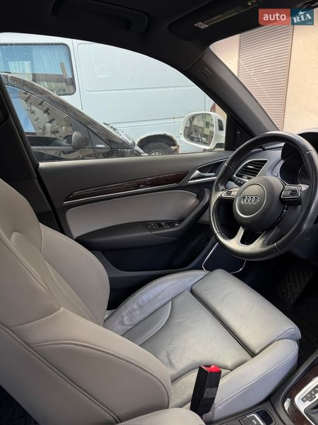 Позашляховик / Кросовер Audi Q3 2015 в Тернополі