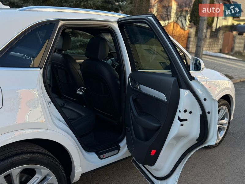 Позашляховик / Кросовер Audi Q3 2016 в Рівному