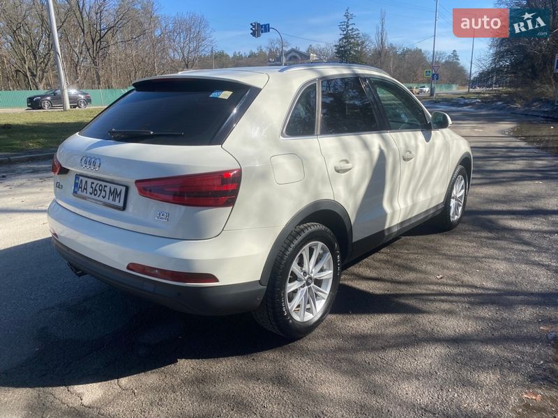 Внедорожник / Кроссовер Audi Q3 2012 в Киеве