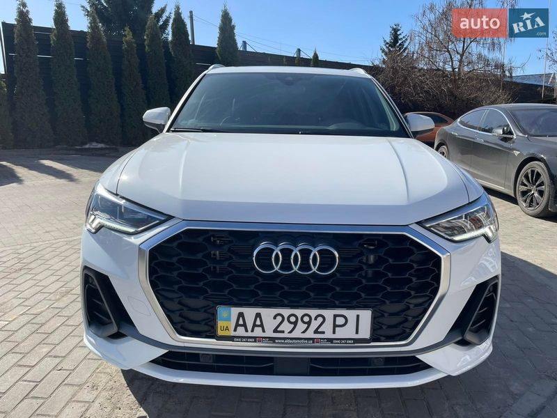 Позашляховик / Кросовер Audi Q3 2024 в Києві