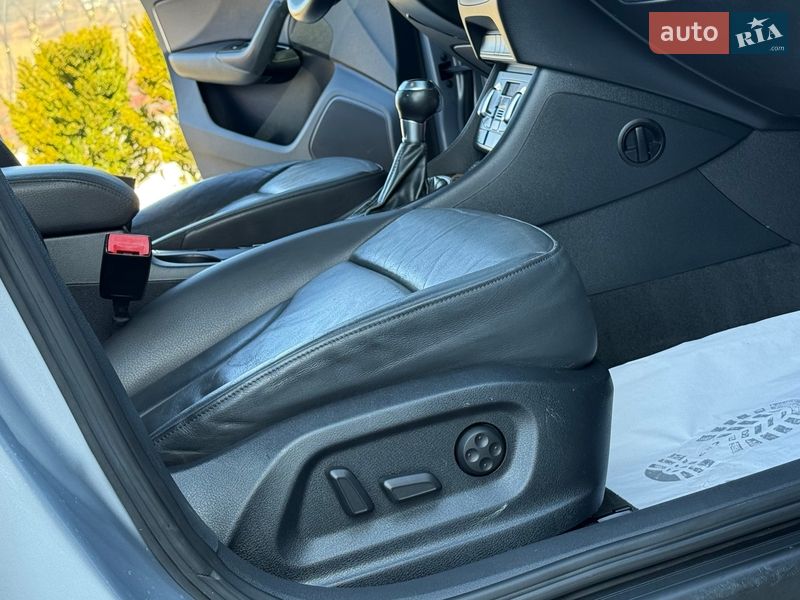 Внедорожник / Кроссовер Audi Q3 2015 в Дрогобыче