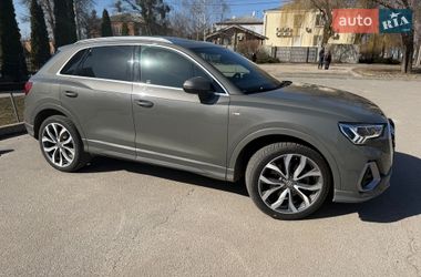 Внедорожник / Кроссовер Audi Q3 2021 в Харькове