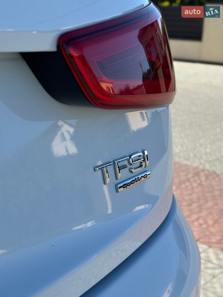 Позашляховик / Кросовер Audi Q3 2011 в Гусятині
