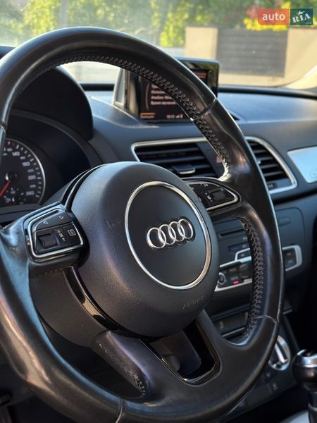 Позашляховик / Кросовер Audi Q3 2011 в Гусятині