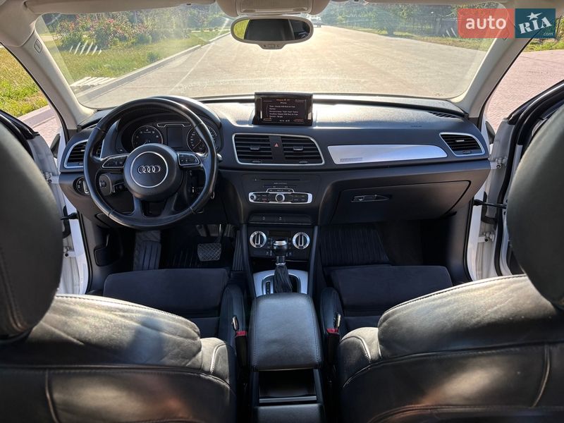 Позашляховик / Кросовер Audi Q3 2011 в Гусятині