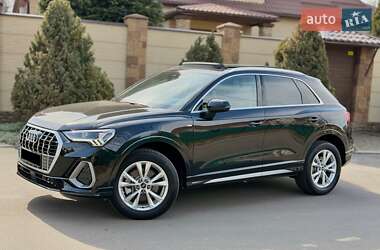 Внедорожник / Кроссовер Audi Q3 2023 в Одессе