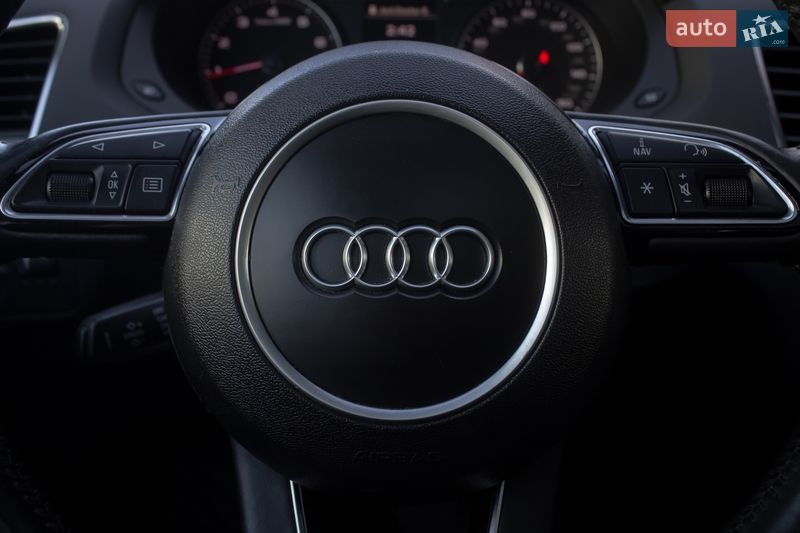 Позашляховик / Кросовер Audi Q3 2016 в Києві