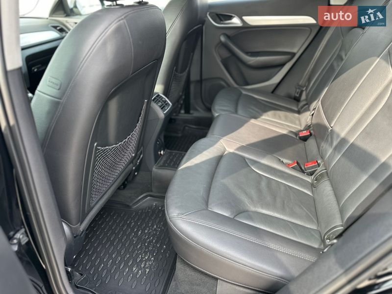 Позашляховик / Кросовер Audi Q3 2014 в Львові