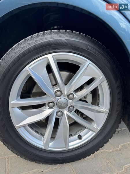 Внедорожник / Кроссовер Audi Q3 2018 в Одессе