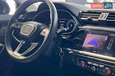 Внедорожник / Кроссовер Audi Q3 2022 в Одессе
