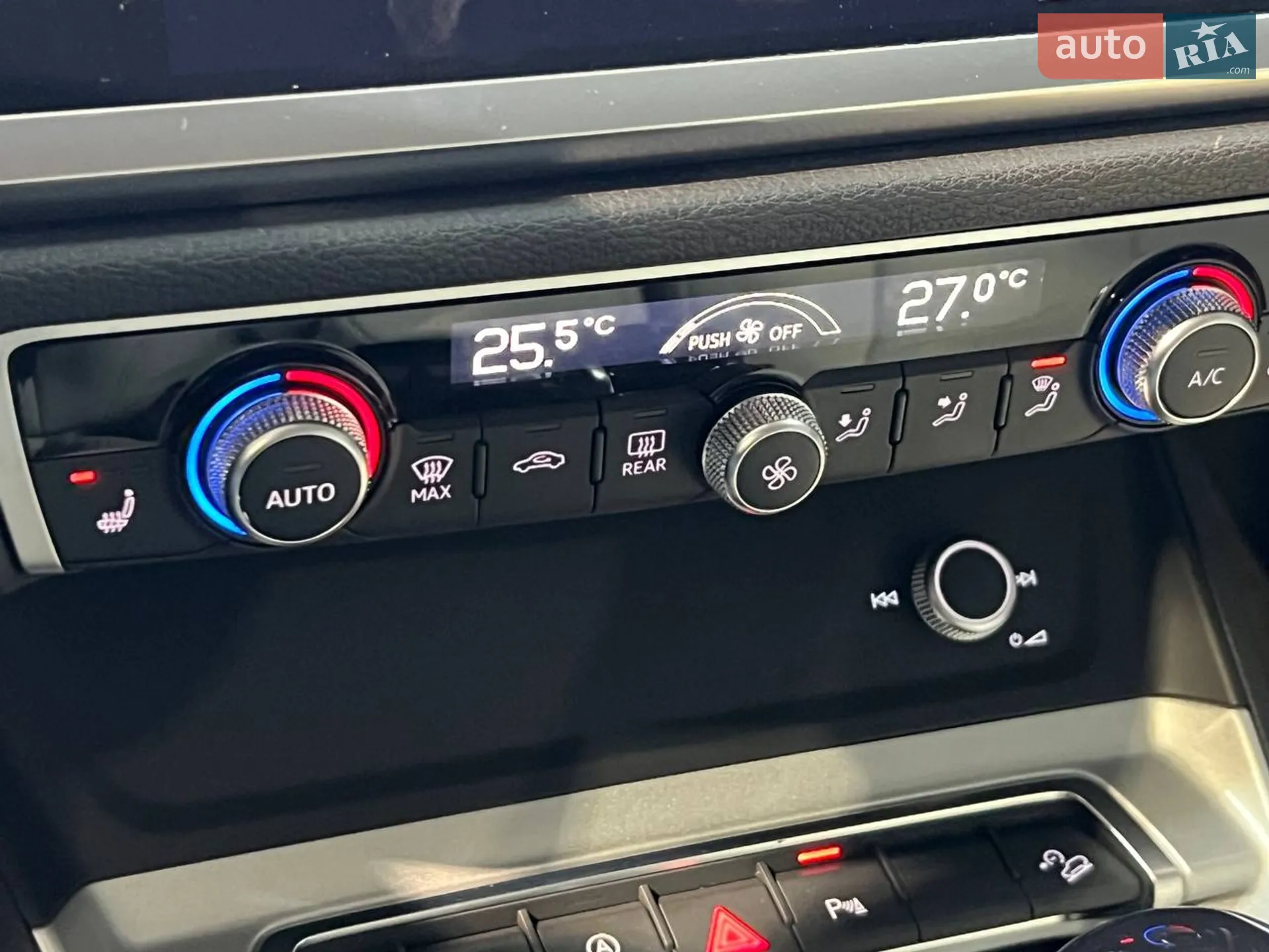 2022 Audi Q3 - мініатюра 12