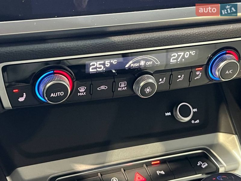 Внедорожник / Кроссовер Audi Q3 2022 в Одессе