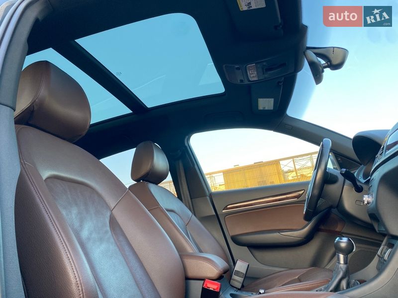 Позашляховик / Кросовер Audi Q3 2016 в Києві