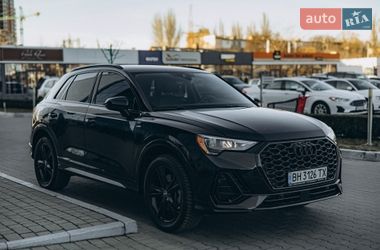 Внедорожник / Кроссовер Audi Q3 2019 в Одессе