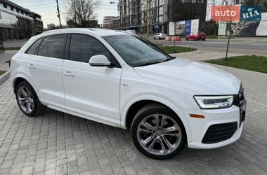Внедорожник / Кроссовер Audi Q3 2015 в Ужгороде