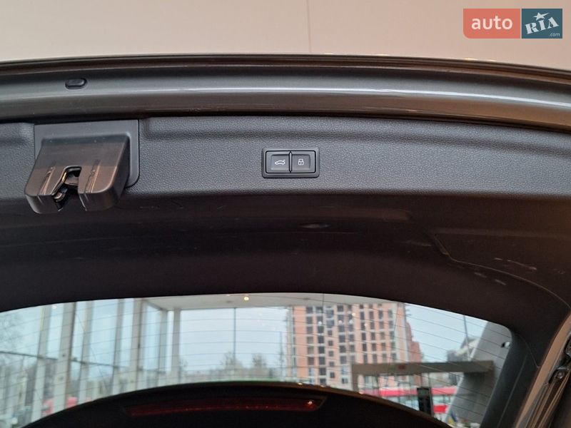 Внедорожник / Кроссовер Audi Q3 2024 в Львове фото 12 Внедорожник / Кроссовер Audi Q3 2024 в Львове