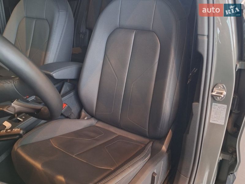 Внедорожник / Кроссовер Audi Q3 2024 в Львове фото 16 Внедорожник / Кроссовер Audi Q3 2024 в Львове