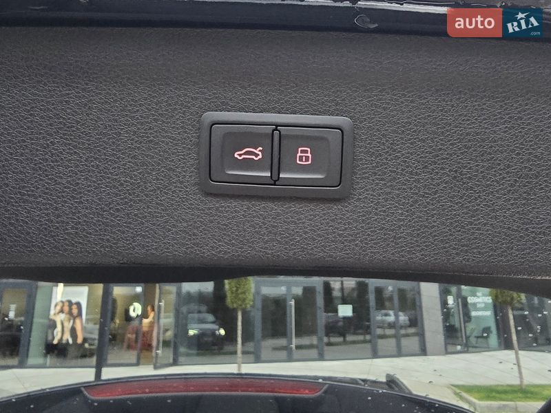 Внедорожник / Кроссовер Audi Q3 2017 в Ужгороде фото 28 Внедорожник / Кроссовер Audi Q3 2017 в Ужгороде