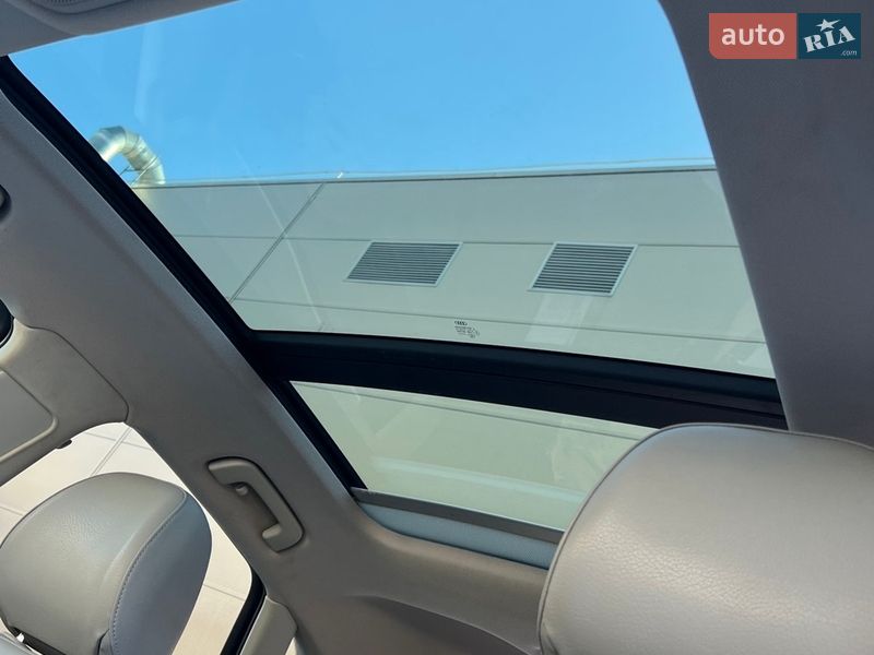 Внедорожник / Кроссовер Audi Q3 2015 в Киеве
