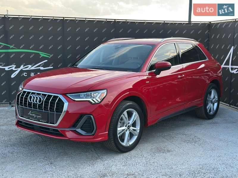 Внедорожник / Кроссовер Audi Q3 2024 в Киеве