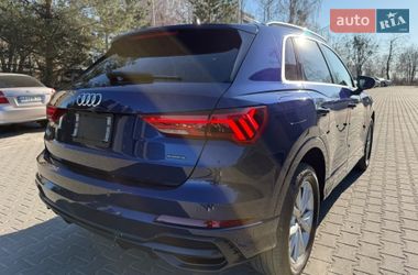 Внедорожник / Кроссовер Audi Q3 2020 в Киеве