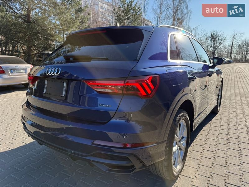 Позашляховик / Кросовер Audi Q3 2020 в Києві