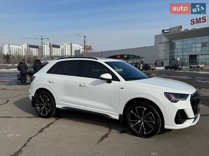 Внедорожник / Кроссовер Audi Q3 2020 в Кривом Роге фото 9 Внедорожник / Кроссовер Audi Q3 2020 в Кривом Роге