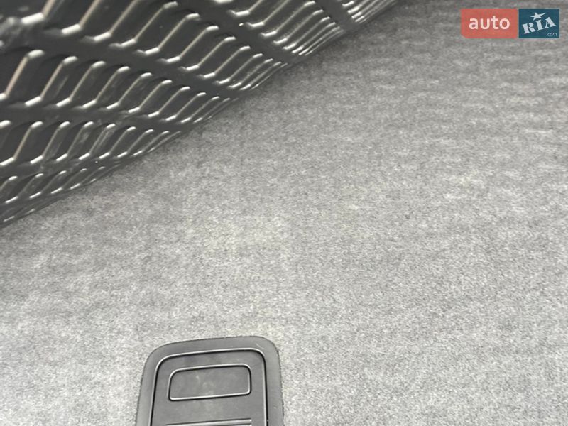 Внедорожник / Кроссовер Audi Q3 2016 в Тернополе
