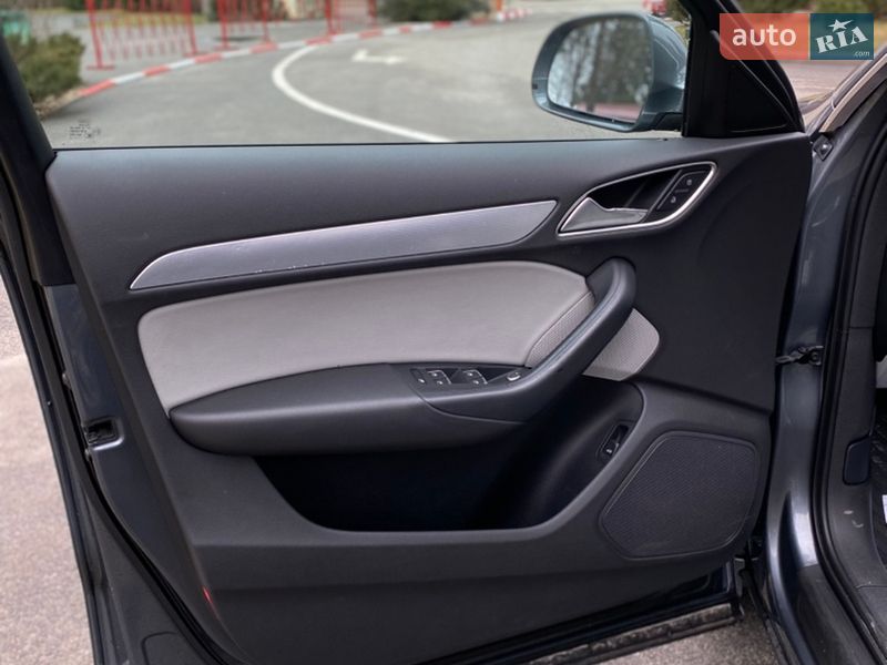 Внедорожник / Кроссовер Audi Q3 2015 в Харькове фото 11 Внедорожник / Кроссовер Audi Q3 2015 в Харькове