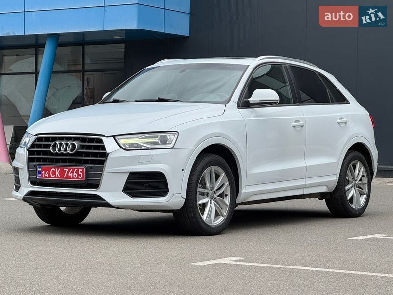 Внедорожник / Кроссовер Audi Q3 2017 в Киеве