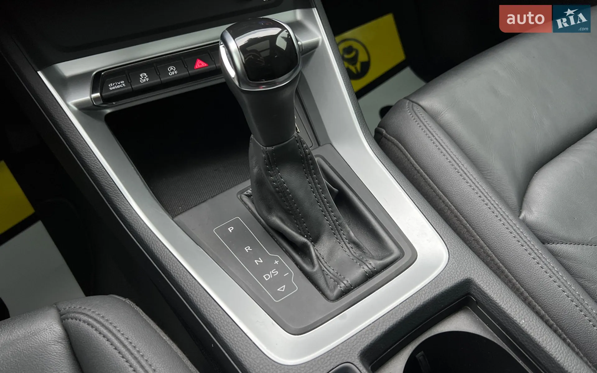 2019 Audi Q3 - мініатюра 18