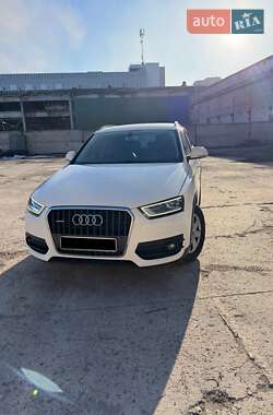Позашляховик / Кросовер Audi Q3 2013 в Черкасах