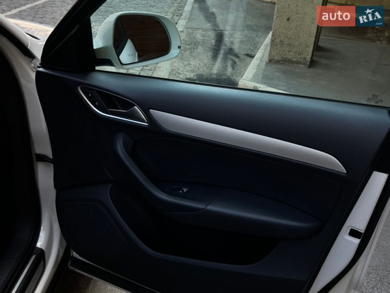 Позашляховик / Кросовер Audi Q3 2018 в Одесі